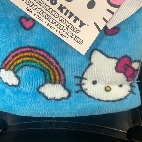 New Hello Kitty & Rainbows Set Of 2 Sky Blue Hand Towels Towel With Tag & Bow - Picture 2 of 9
